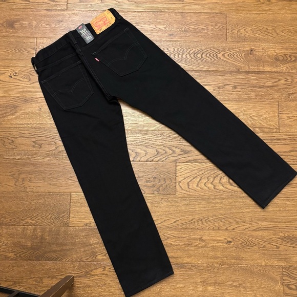 501® ORIGINAL FIT MEN'S JEANS - Picture 10 of 14